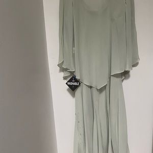 R&MRichards S/22 gown and coverup pale green with beading o/p $119 pale green nw